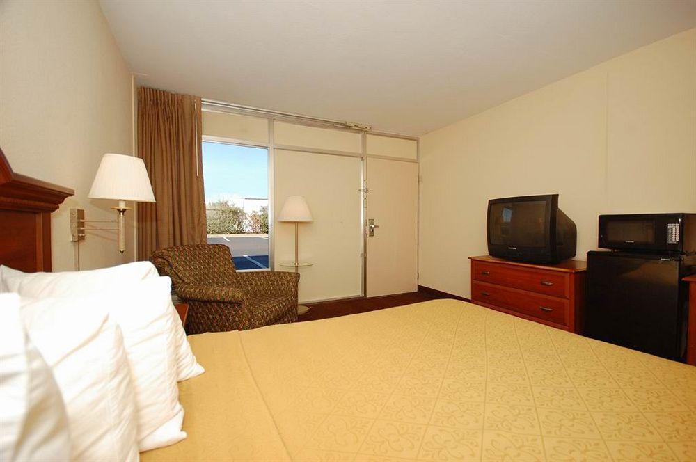 Quality Inn & Suites Conference Center Thomasville Zewnętrze zdjęcie