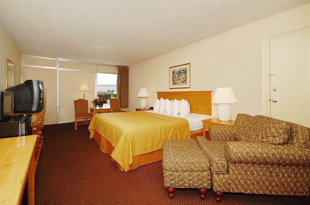 Quality Inn & Suites Conference Center Thomasville Zewnętrze zdjęcie